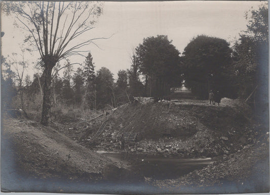 grande photo pont détruit par mine route de Reims à Rethel octobre 18  1914-18 17x12 cm