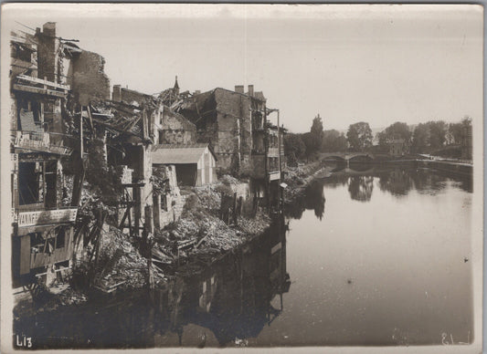 grande photo Verdun ville détruite et la Meuse 1914-18 17x12 cm