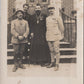 carte photo de poilus et d'un aumônier décoré 1914-1918