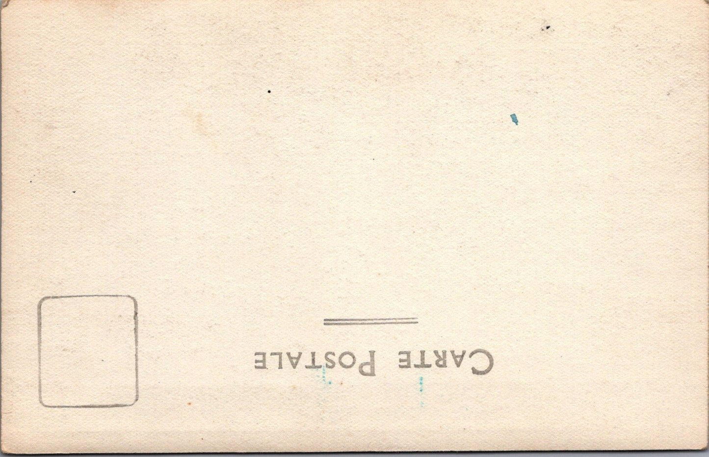 carte photo de poilus et d'un aumônier décoré 1914-1918