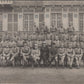 carte photo d'une unité d'aviation avec fanion années 20