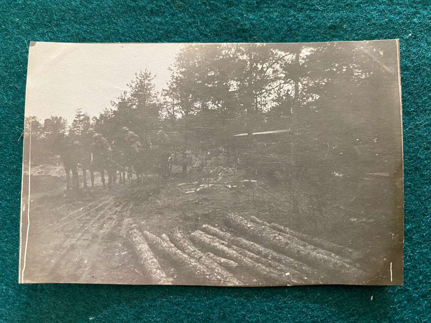 photo 14-18 près de la ferme des Vacques Champagne 1915 8,5 x 6 cm (9)