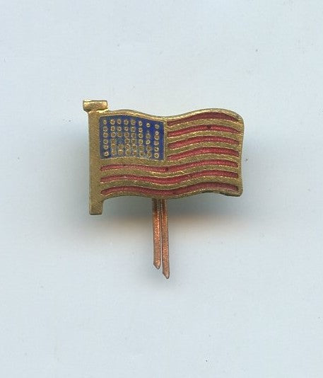 broche drapeau US avec 2 pattes de fixation  1944-45 14x10 mm