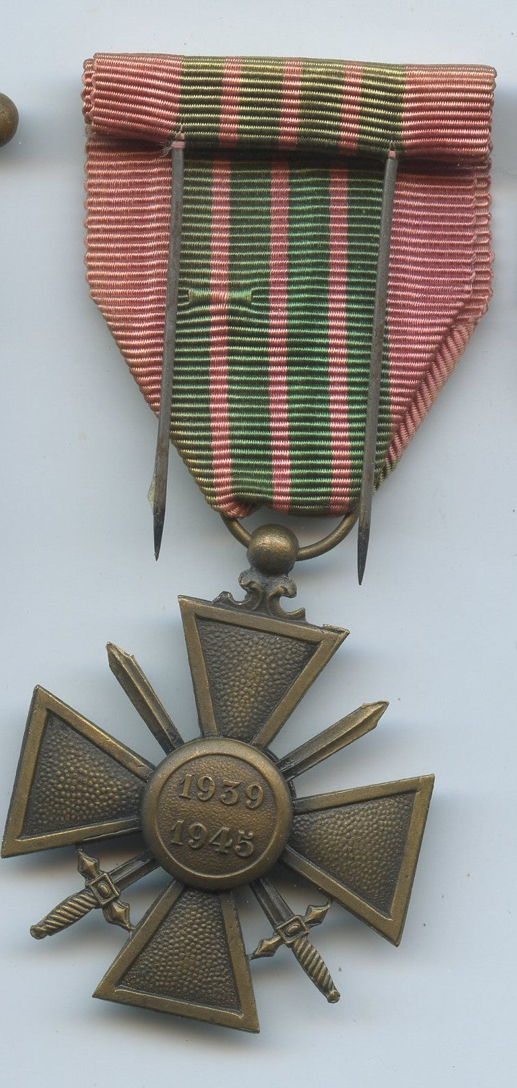 croix de guerre millésime 1939-1945 pur jus