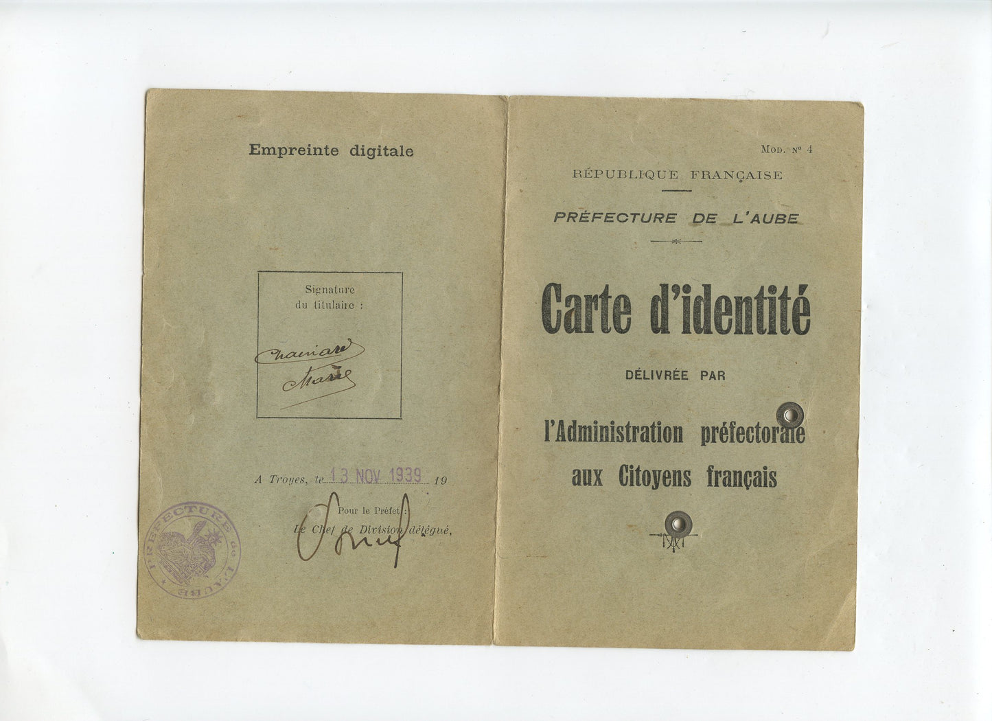 grande carte d'identité prefecture de l'Aube novembre 1939