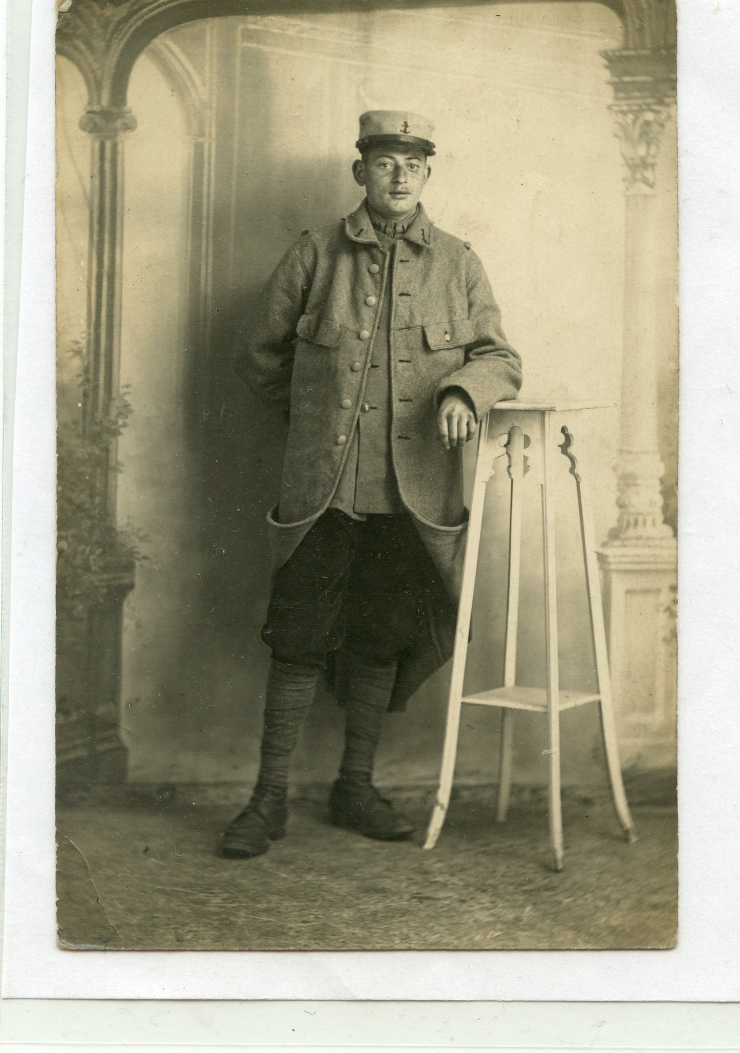 carte photo d'un poilu colonial du 1° RIC 1914-18 capote Poiret