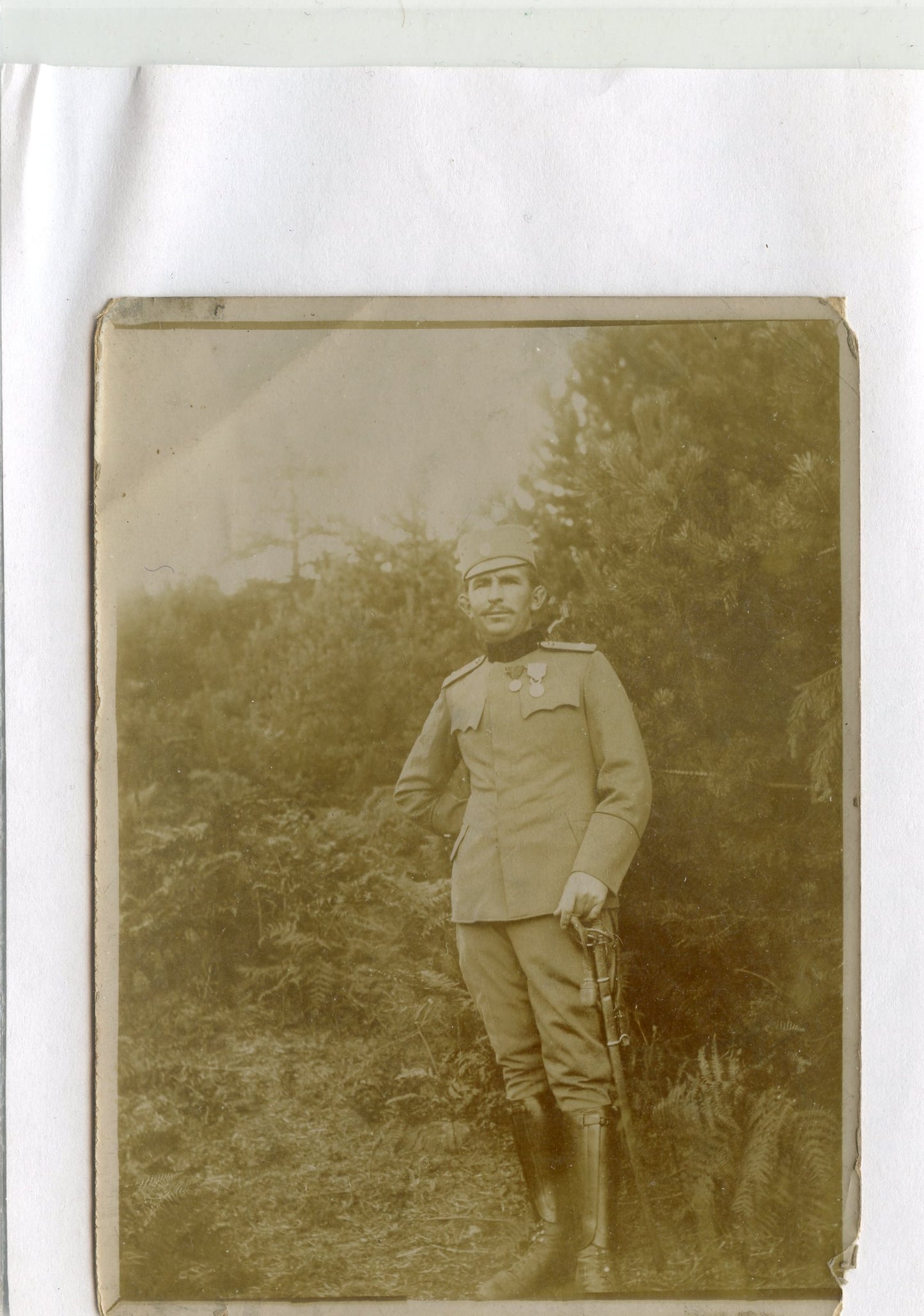 photo d'un officier serbe décoré 1914-1918