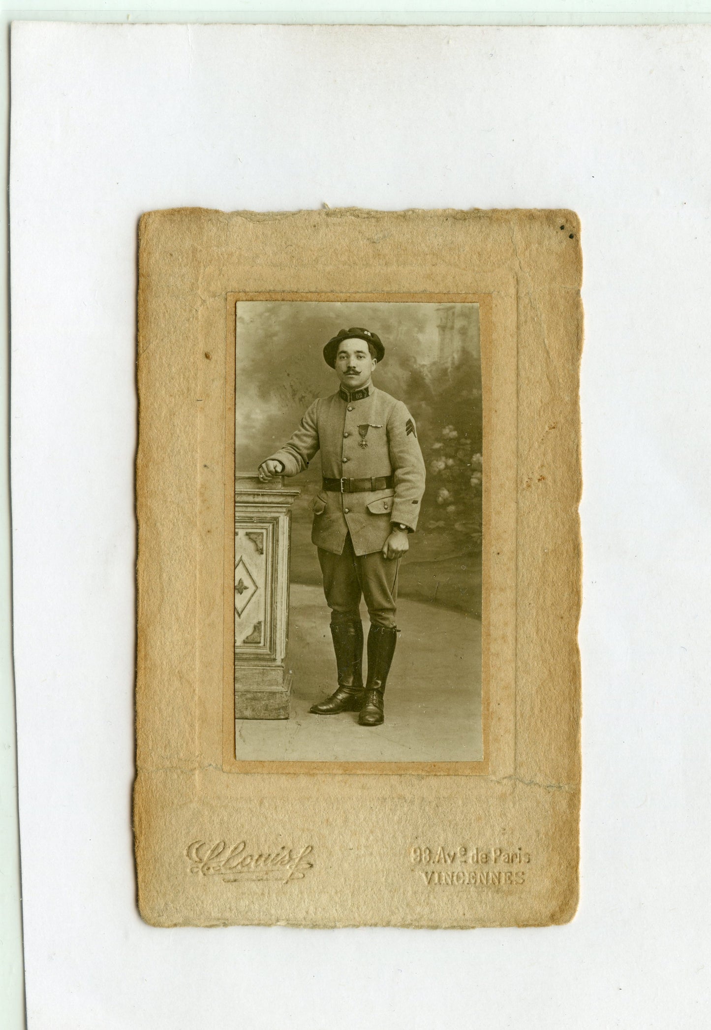 photo CDV d'un artilleur du 82°RAL décoré croix de guerre 1914-1918