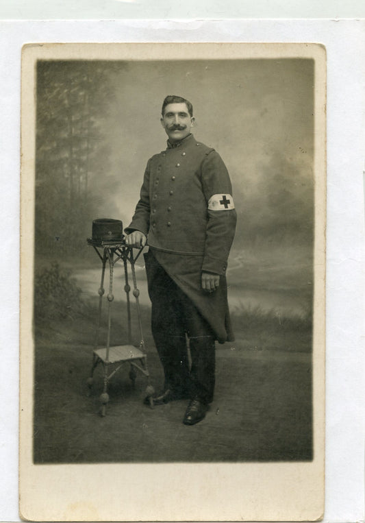 carte photo d'un infirmier du 2° génie 1914-1918