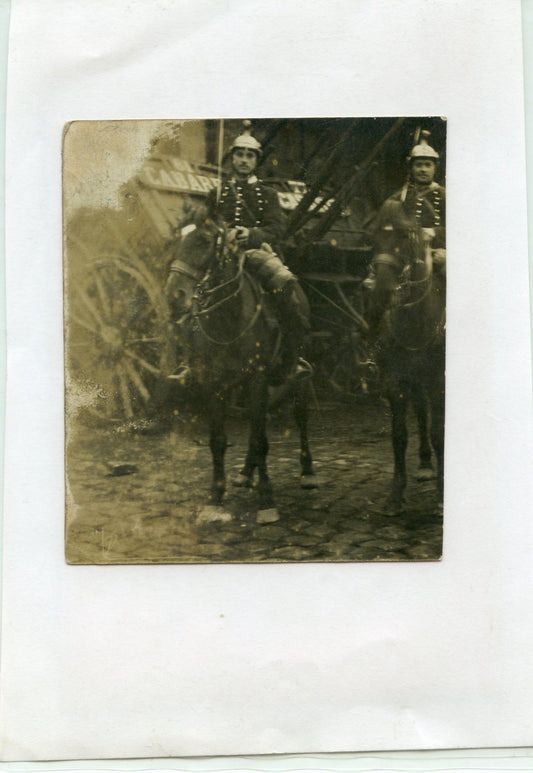 photo de deux dragons à cheval 1914