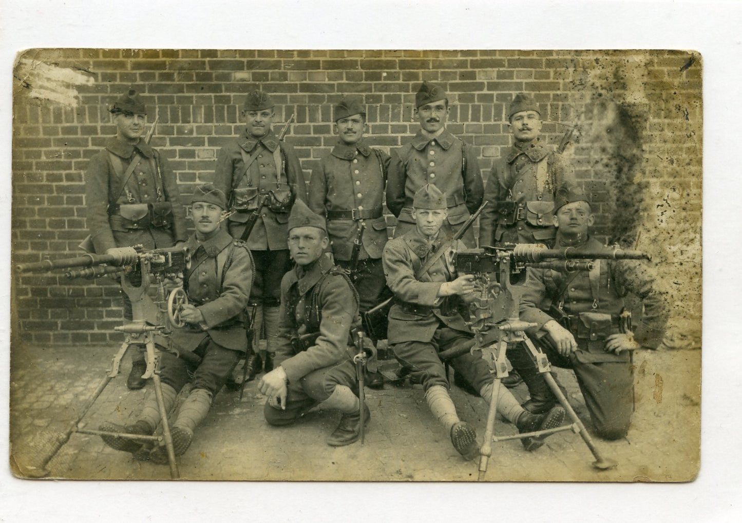 carte photo mitrailleurs du 10° bataillon de chasseurs à pied à Dantzig Pologne 1919