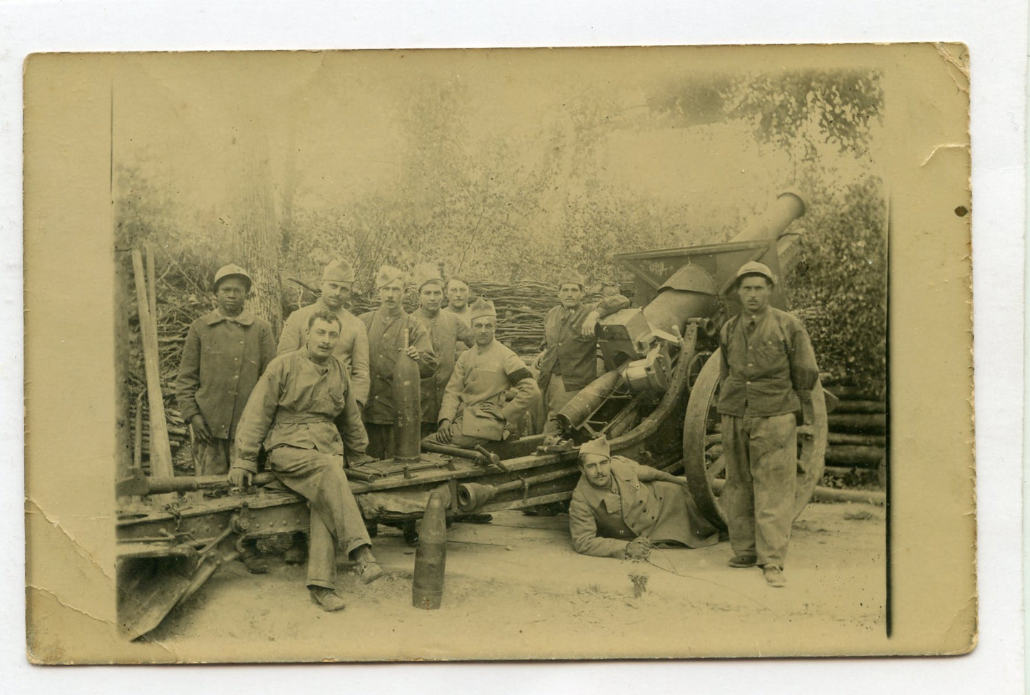 carte photo canon lourd français avec artilleur dont indigène 1914-1918