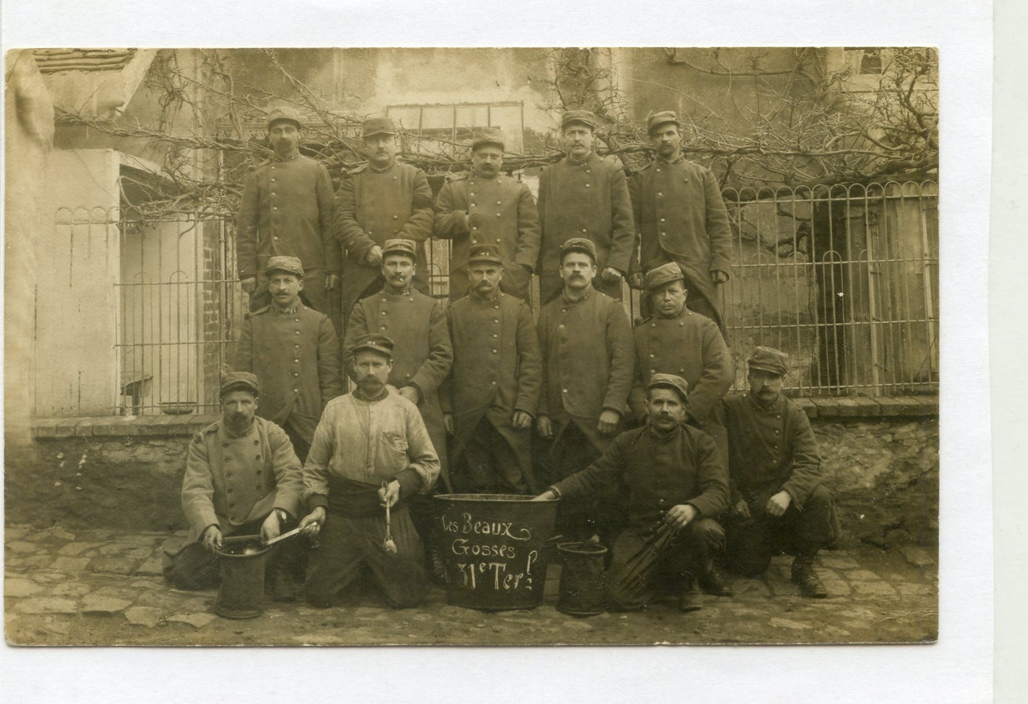 carte photo les beaux gosses du 31 Territorial cuisiniers  1914-1918