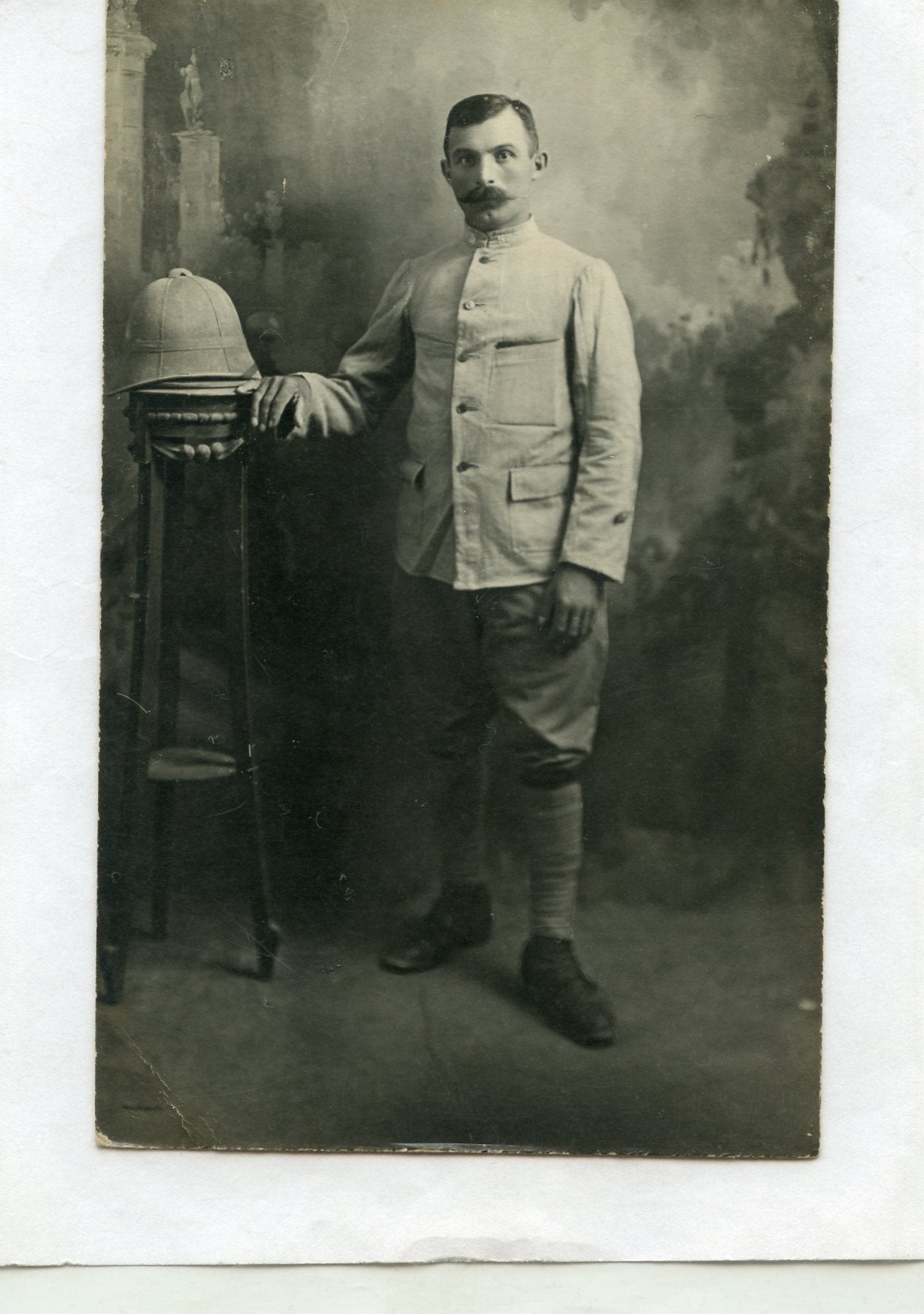 carte photo d'un poilu des COA en tenue coloniale en Italie 1914-1918