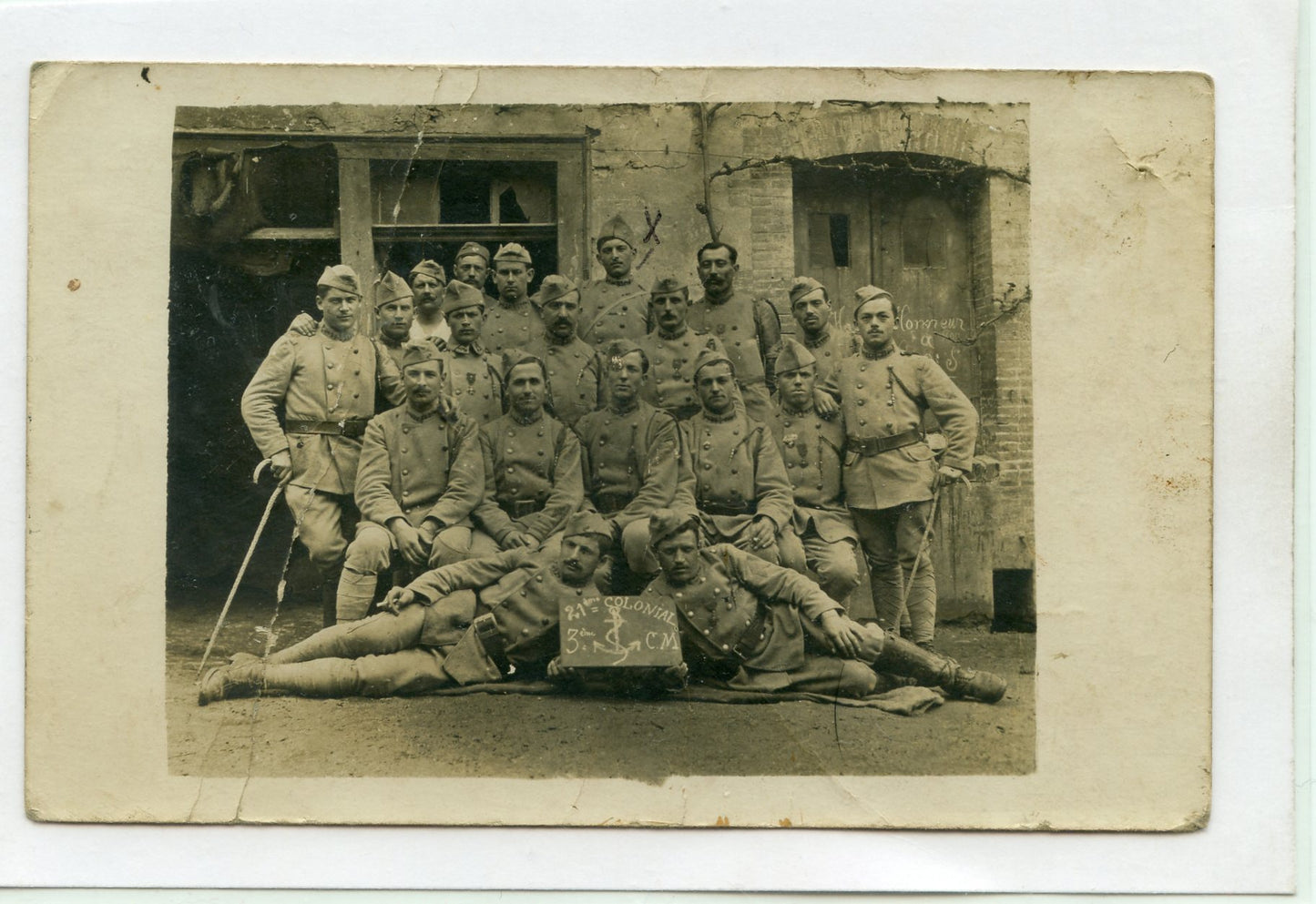 carte photo de coloniaux du 21°RIC au fort de la Pompelle 1918, nominative