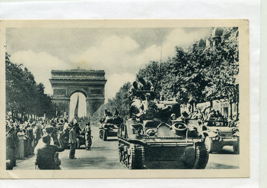 carte postale libération de Paris chars de la division Leclerc  2°DB 1944