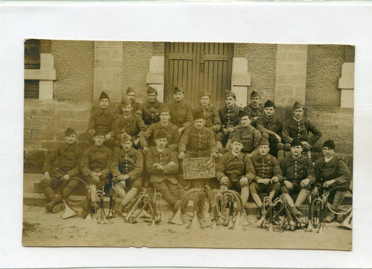 carte photo de la clique du 10° bataillon de chasseurs à pied 1914-1918