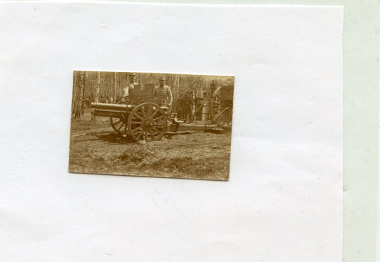 petite photo canon de 77 allemand pris par les français bois Morin Aisne ? 65 x 45 mm