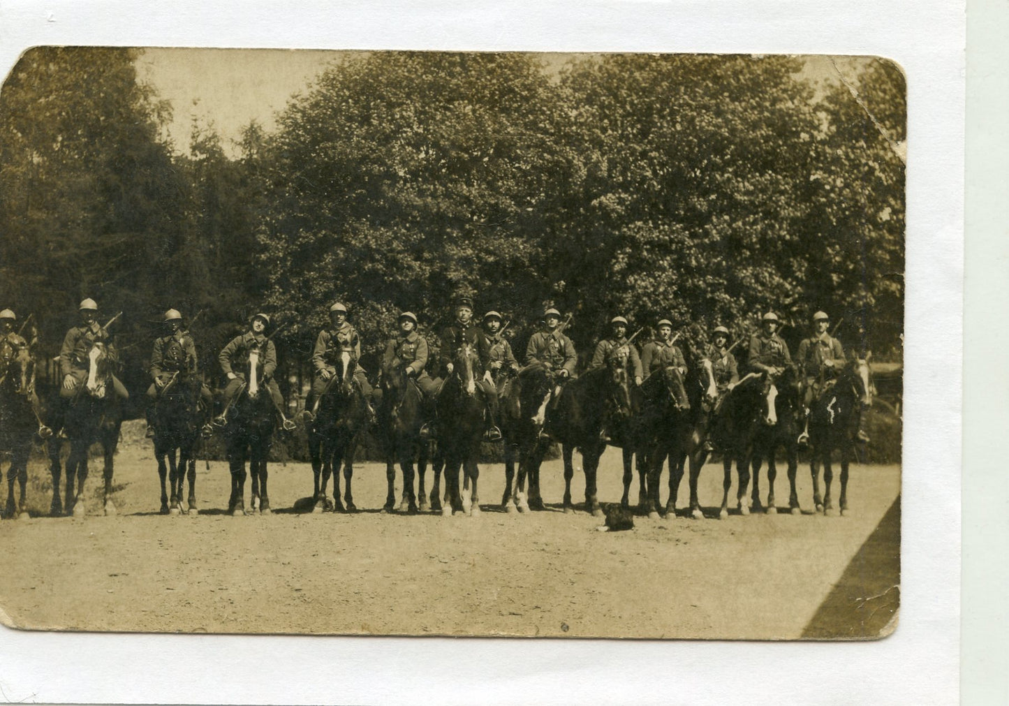 cartes photo chasseurs du 22°BCA à cheval décorés médaille du Schleswig