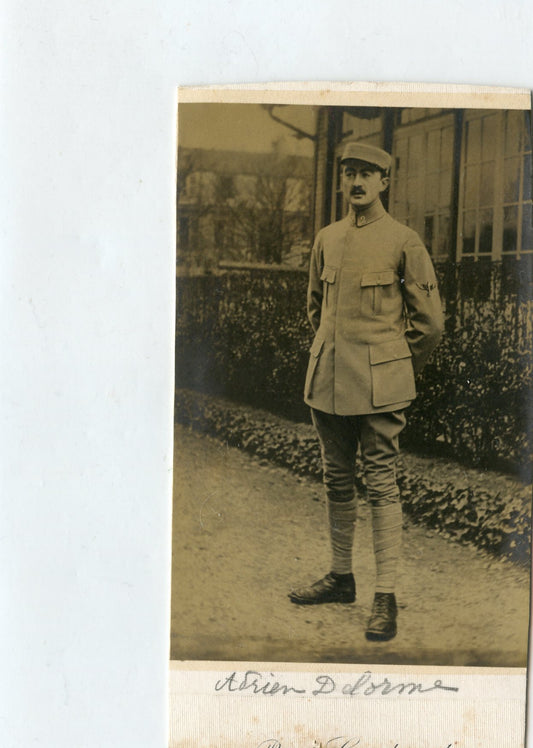 photo d'un pilote aviation française tué en 1916, 1914-1918, insigne sur la manche