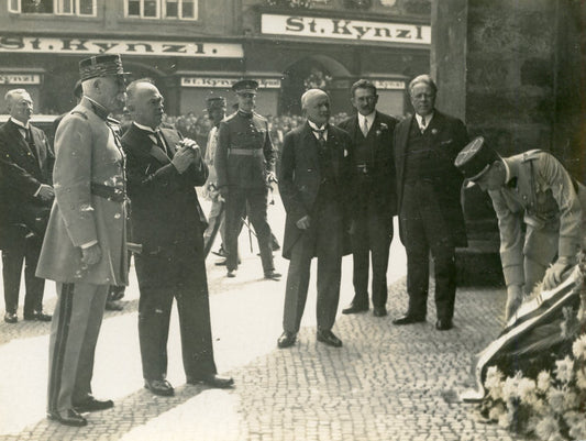 grande photo maréchal Pétain en Tchécoslovaquie années 20 4 17x12,5cm