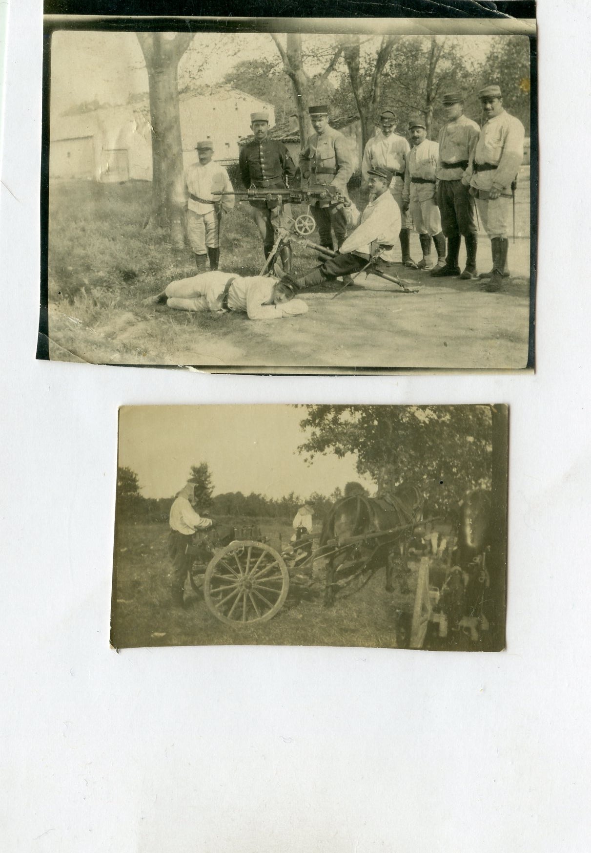 2 petites photos de mitrailleurs d'infanterie, armes et attelages, numéro non visible 1917