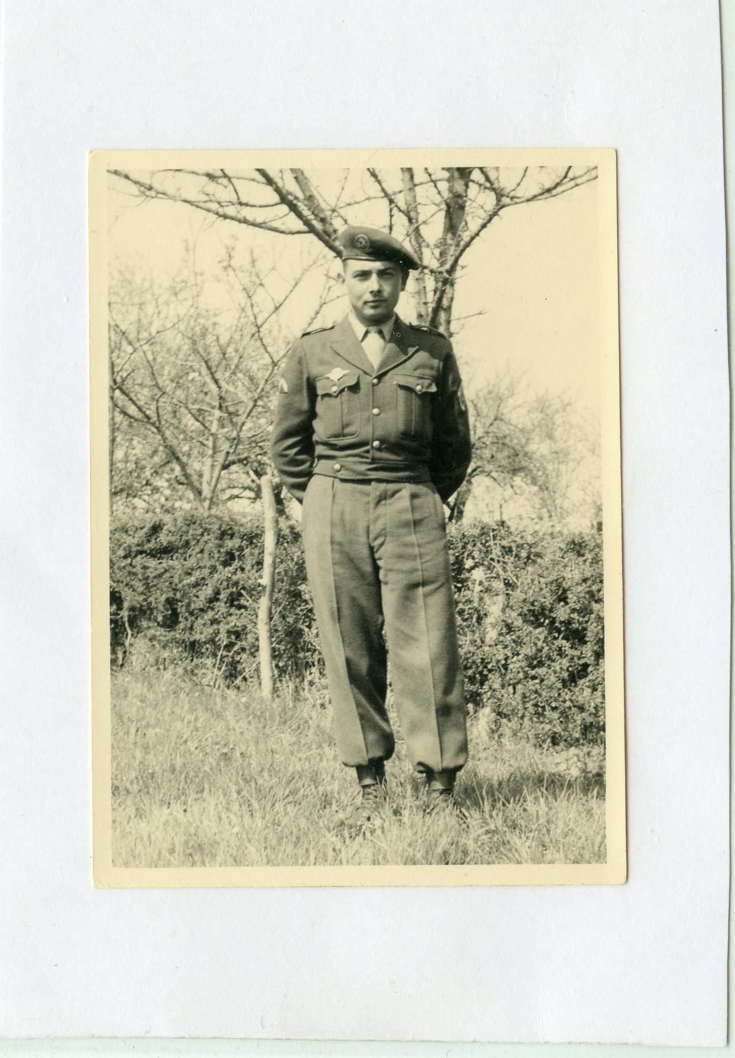 photo d'un sergent de parachutistes années 50 10,5 x 8 cm