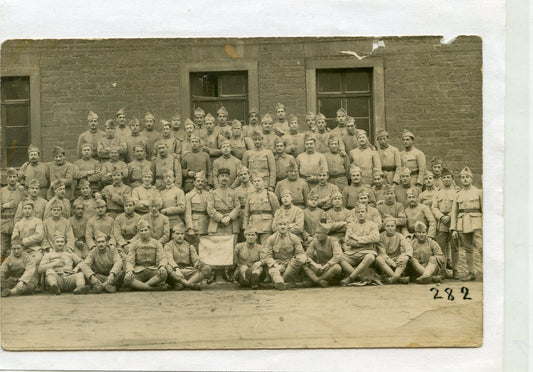 carte photo compagnie du 163°RI avec fanion 1919