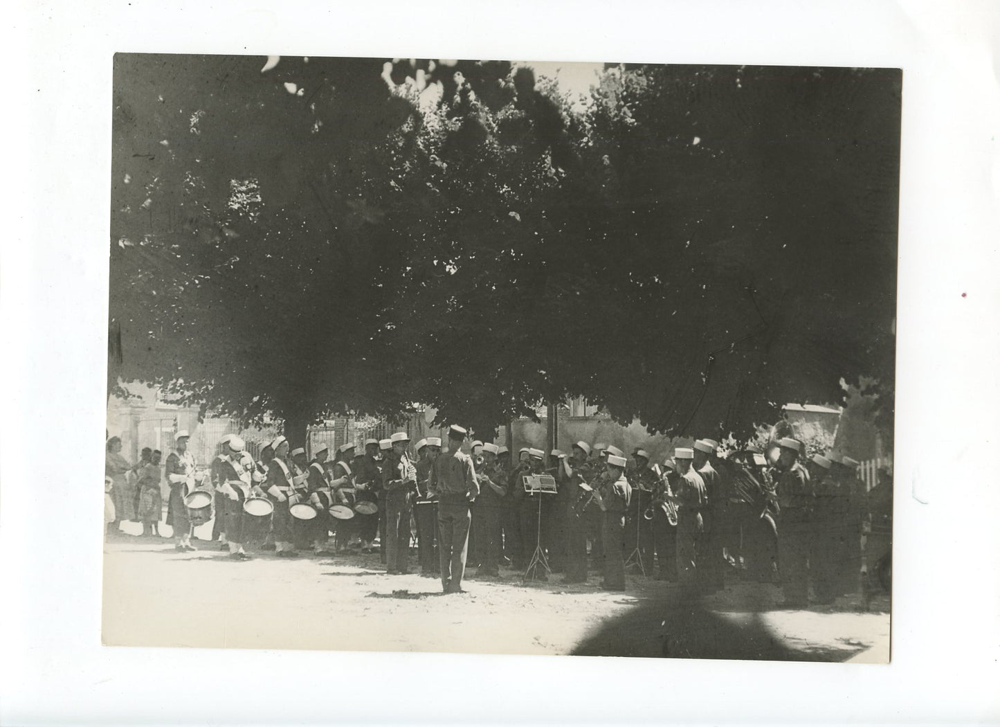 grande photo musique de la 13ème DBLE Légion Etrangère juillet 1945 légende au dos 23,5 x 17,5 cm  9