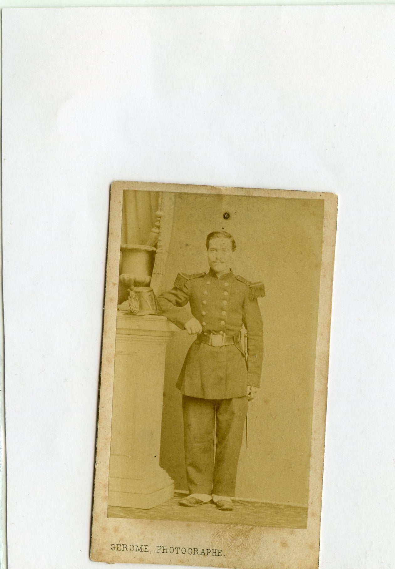 photo carte de visite d'un fantassin du 9° régiment 10,5 x 6 cm second empire