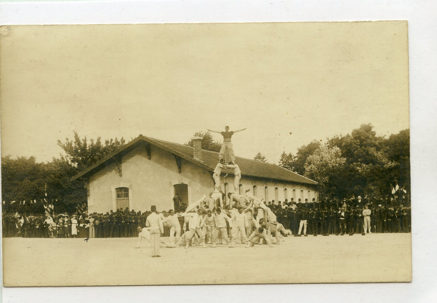 carte photo gymnastique 4° bataillon de chasseurs à Pied vers 1910