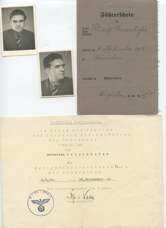 lot de papiers et photos dont diplôme de la croix KVK d'un soldat allemand 1940-45