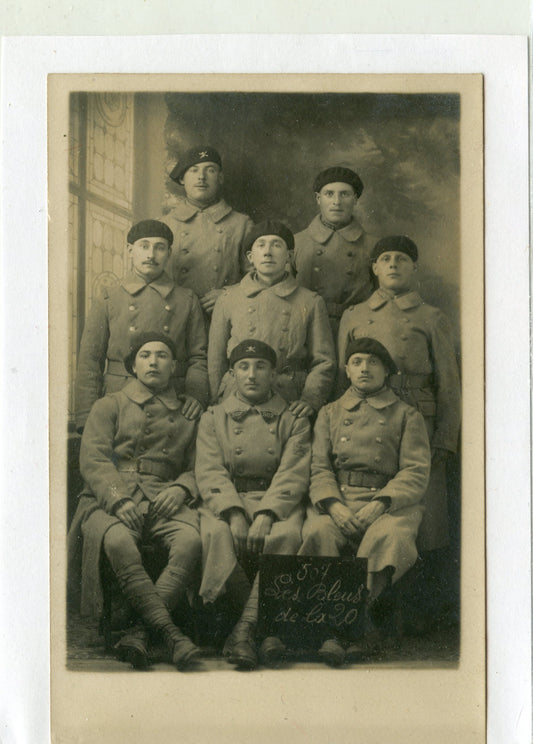 carte photo d'un groupe de soldats du 507° régiment de chars de combat Lunéville vers 1920