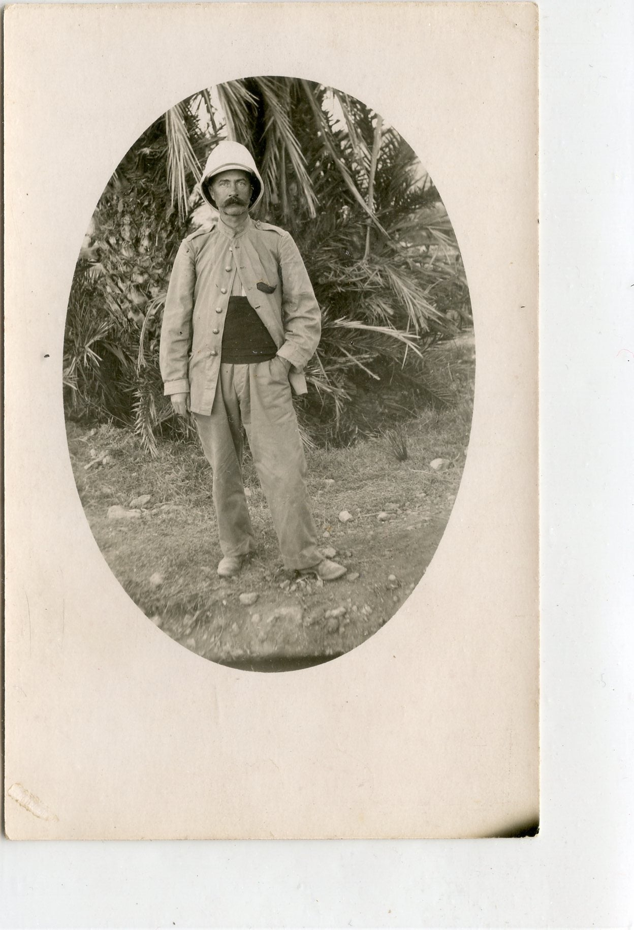 carte photo d'un poilu territorial Maroc ou Tunisie 1914-1918 casque pain de sucre