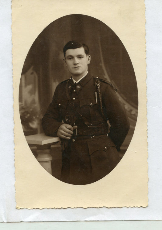 carte photo d'un soldat du 155°RIF ligne Maginot avec insigne années 30