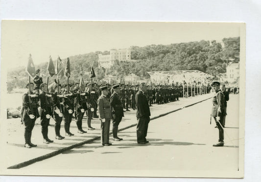 carte photo cérémonie 24° bataillon de chasseurs alpins vue des fanions années 30