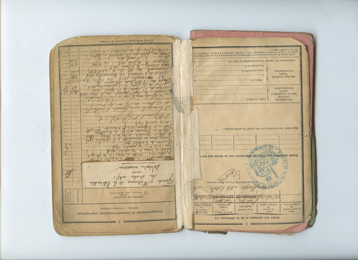 livret militaire et cartes postales d'un soldat détaché aux troupes indochinoises coloniale 1914-18