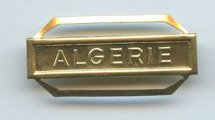 France : agrafe Algérie, fabrication Monnaie de Paris, bronze doré, deux passants