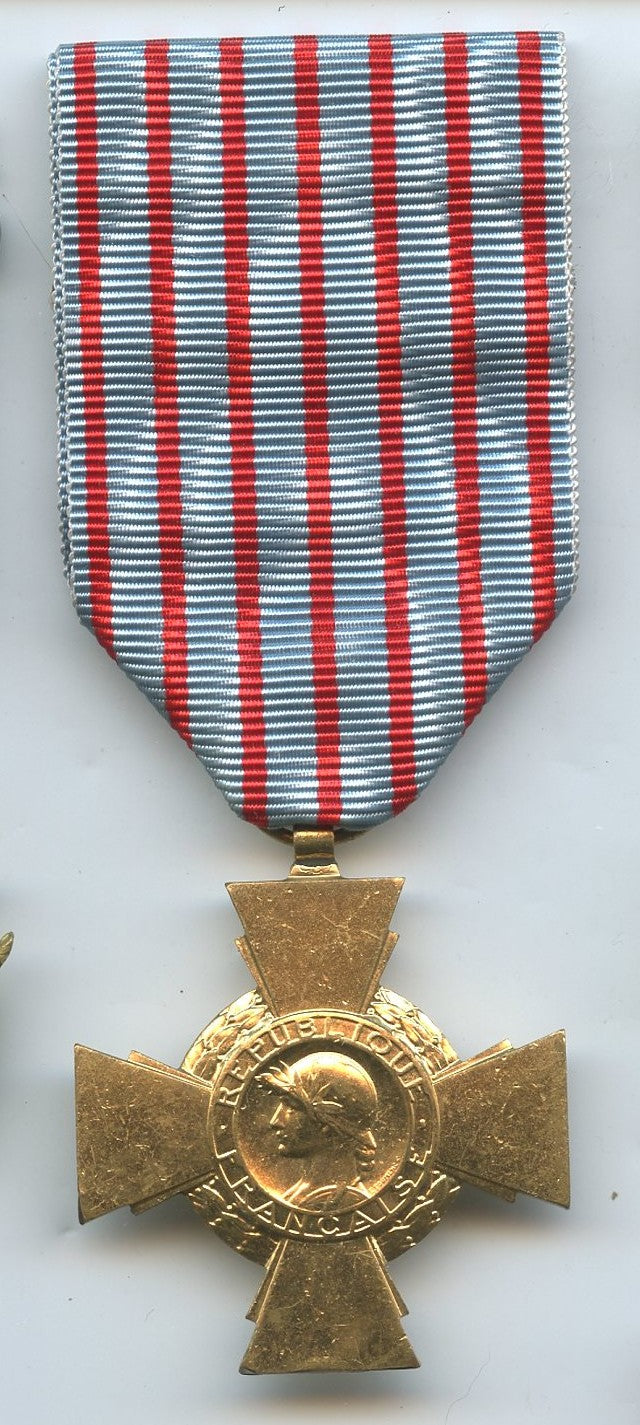 croix du combattant bronze doré 1