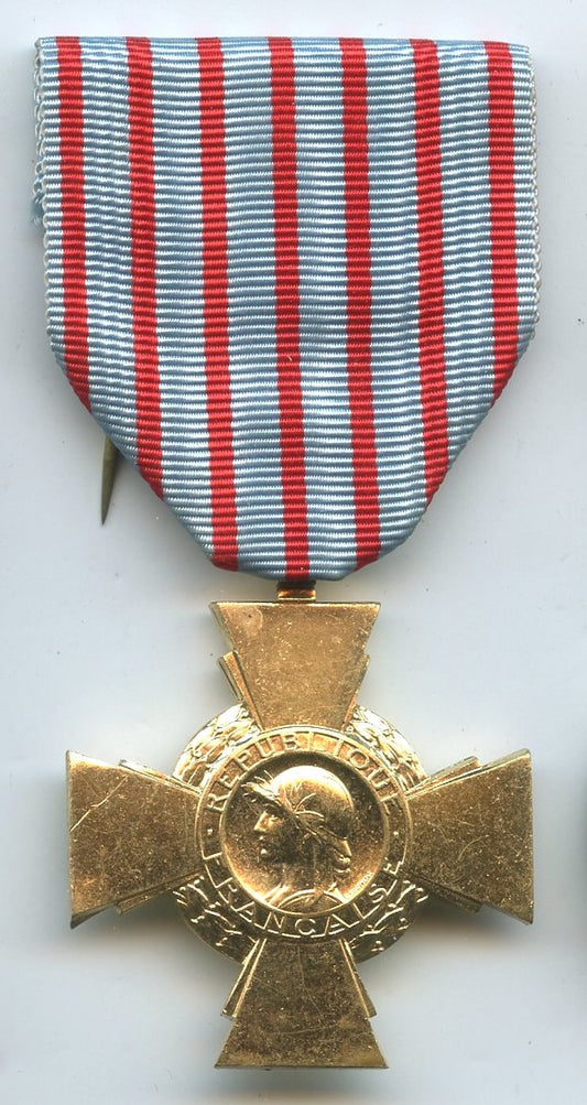 croix du combattant bronze doré 2