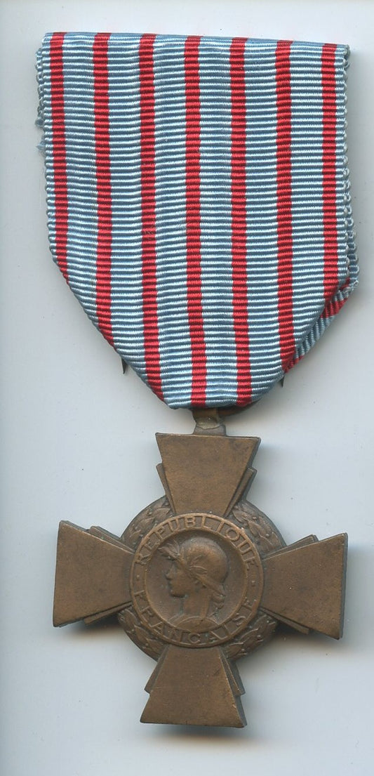 croix du combattant bronze mat