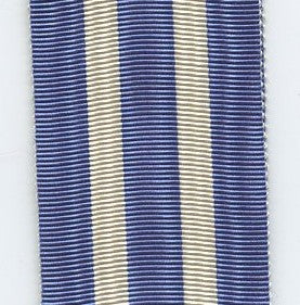 Italie : Ruban croix du mérite de guerre  37 mm, 13 cm de long