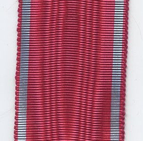 Pologne : ruban croix du mérite , 37mm de large, 13 cm de long