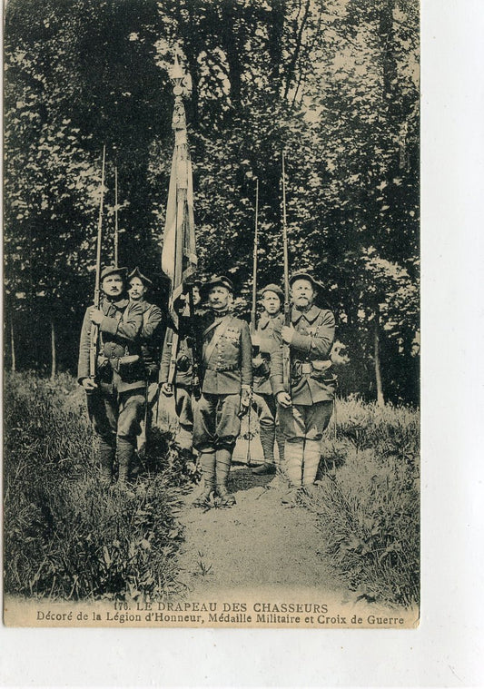 1914-1918 : CPA le drapeau des Chasseurs