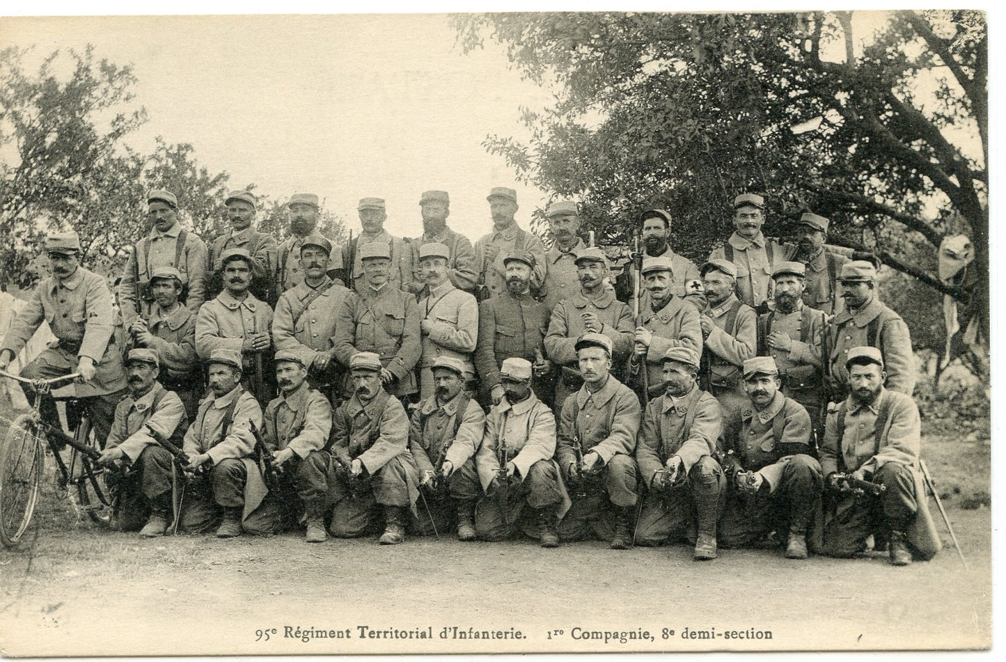 1914-1918 : CPA 95° régiment d'infanterie territorial, 1ere compagnie, Brive