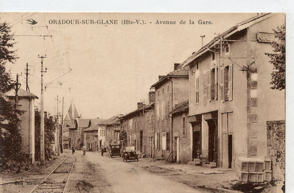 CPA Oradour sur Glane avenue de la gare 1933 avant les destructions