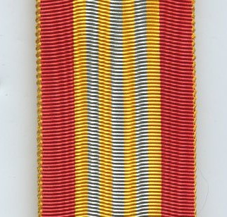 Viet Nam : Médaille des forces armées classe argent, 37mm de large 12 cm de long