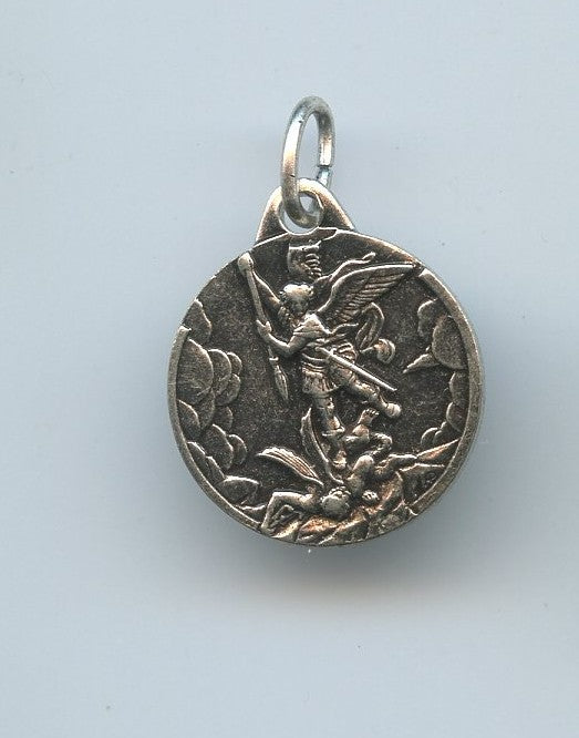 Parachutistes : médaille porte bonheur Saint Michel 18mm