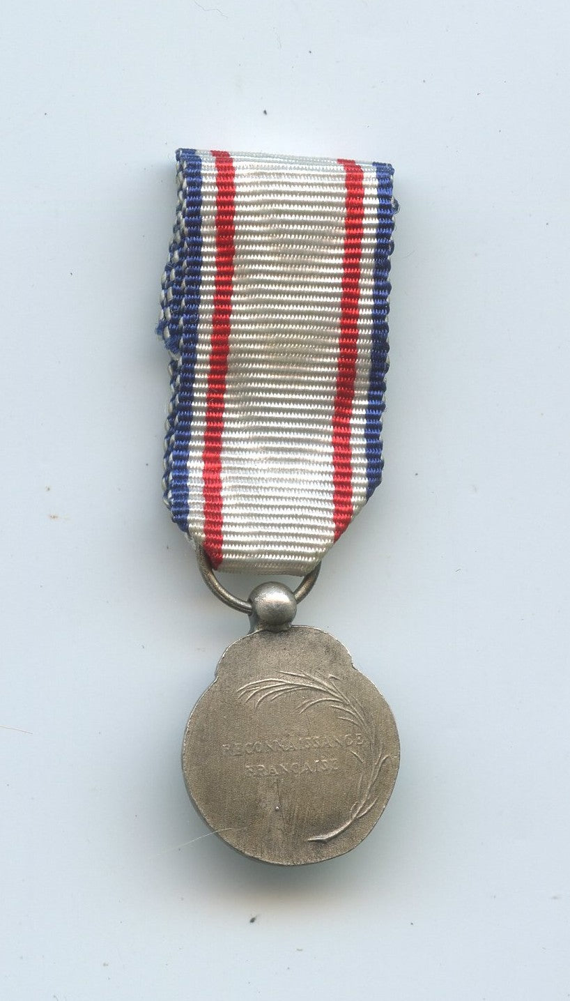 France : médaille de la reconnaissance française argentée 1° type  jeton de 13mm