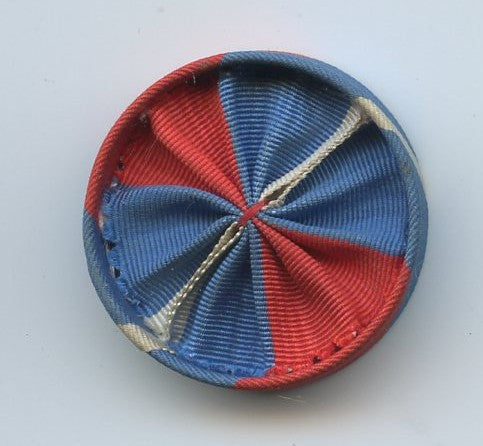 rosette ancienne ordonnance mérite militaire traces de colle au dos 29 mm